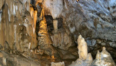 La grotte des Planches